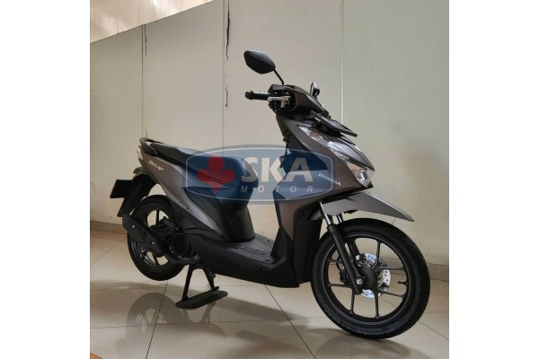Honda New Beat Deluxe Tahun 2022